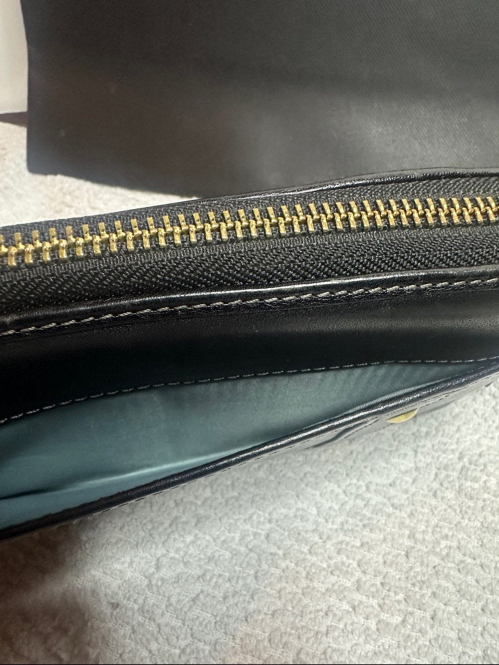 Coach Black Leatherware Zip Wallet with Gold Buckle Details - Picture 4 of 9